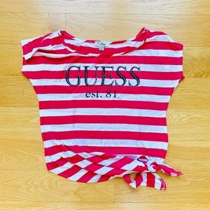 GUESS Tee in Pink & White